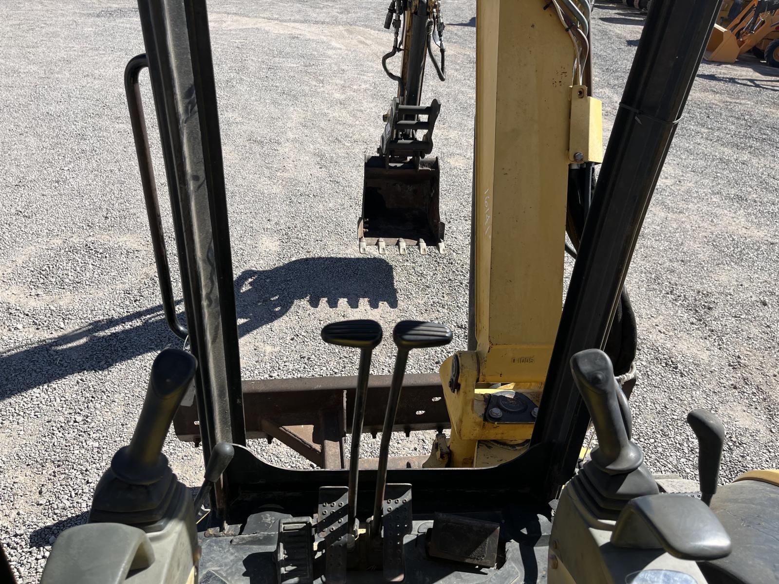 ./imagenes/INVOICE/2019/16474/MINIEXCAVADORA CATERPILLAR 304 (3).JPG